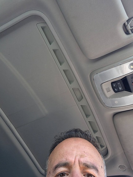 Volvo XC70 10 of 16