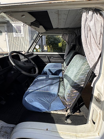 Volkswagen Transporter Campmobil 12 of 16
