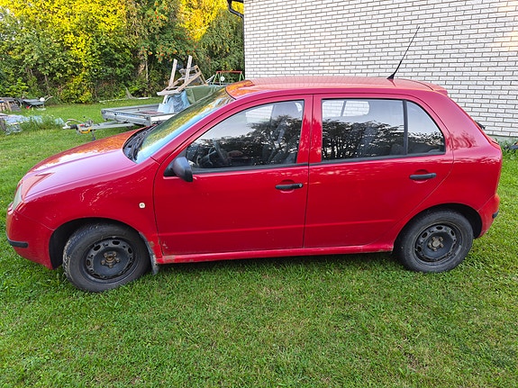 Skoda Fabia 4 of 8