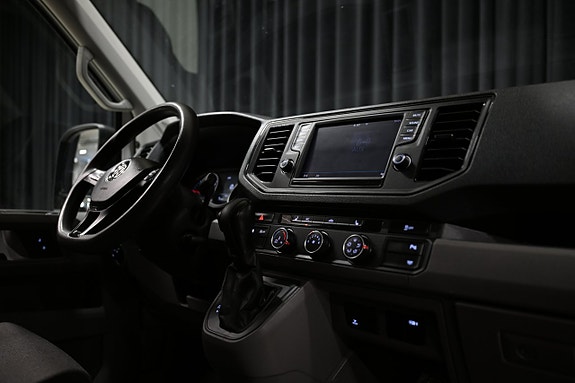 Volkswagen Crafter 30 of 30