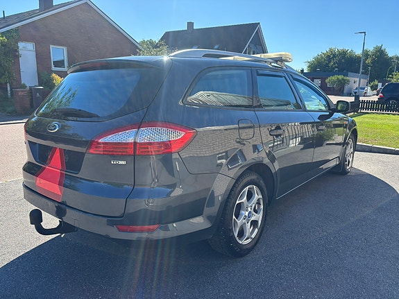 Ford Mondeo 3 of 10