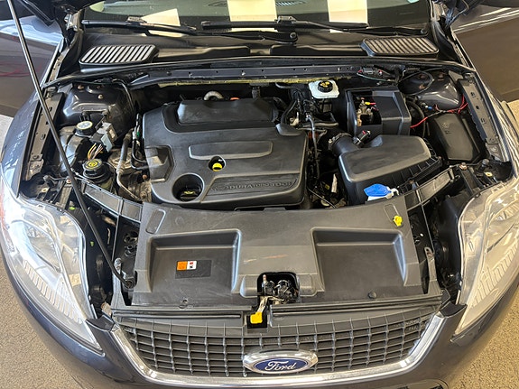 Ford Mondeo 10 of 10