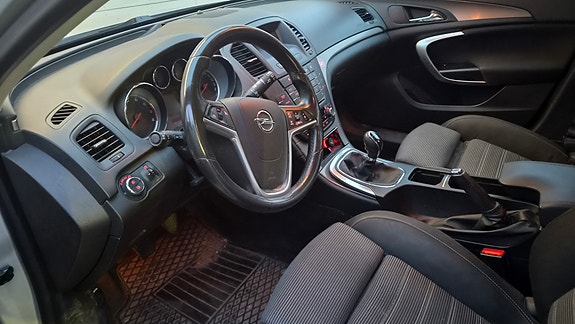 Opel Insignia 4 of 16
