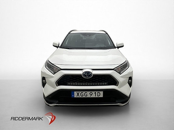 Toyota RAV4 2 of 30