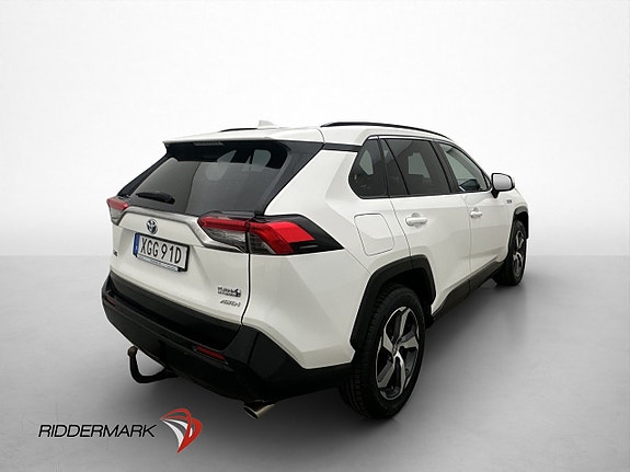 Toyota RAV4 4 of 30