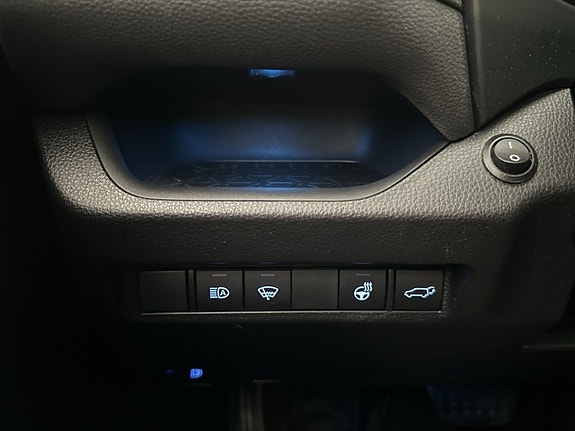 Toyota RAV4 27 of 30
