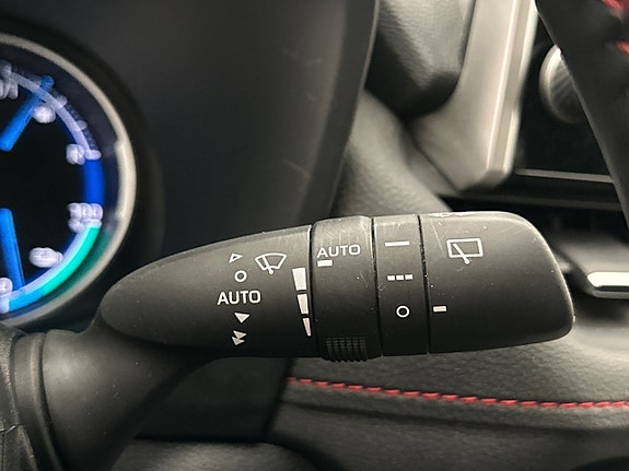 Toyota RAV4 29 of 30