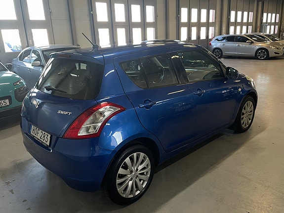 Suzuki Swift 7 of 15