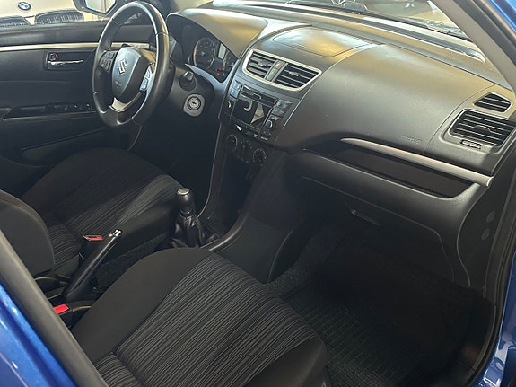 Suzuki Swift 11 of 15