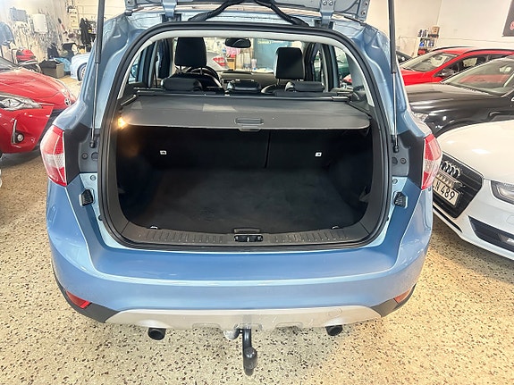 Ford Kuga 10 of 11