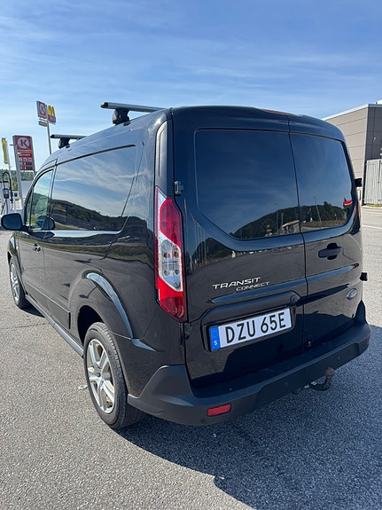 Ford Transit Connect 2 of 7