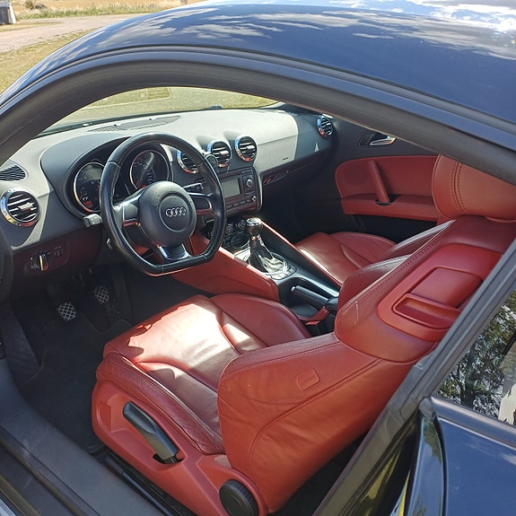 Audi TT 3 of 4