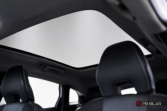 Volvo V40 23 of 23