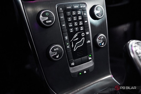 Volvo V40 21 of 23