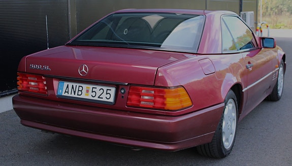 Mercedes-Benz 500 SL 2 of 18