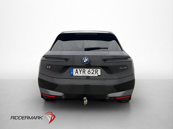 BMW iX 9 of 30