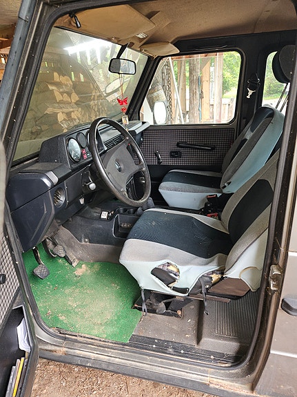 Mercedes-Benz 300 GD 4 of 4