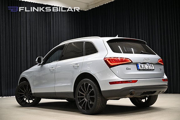 Audi Q5 3 of 30