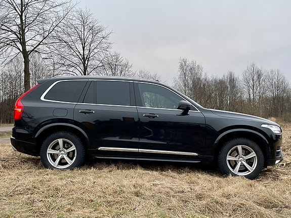 Volvo XC90 9 of 15