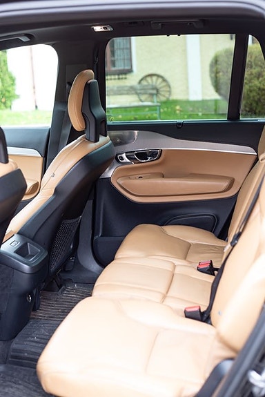 Volvo XC90 20 of 30