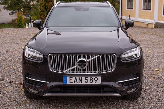 Volvo XC90 29 of 30