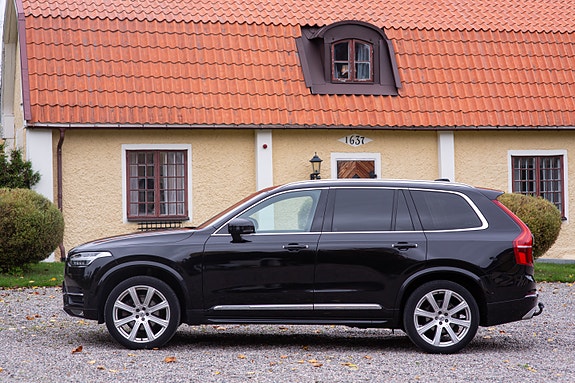 Volvo XC90 7 of 30
