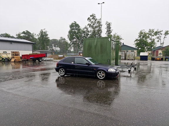 Honda Civic 4 of 7