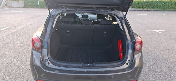 Mazda 3 9 of 10