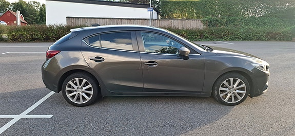 Mazda 3 4 of 10