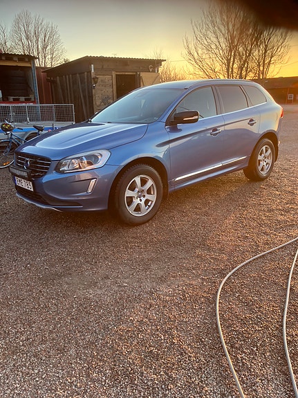 Volvo XC60 7 of 8