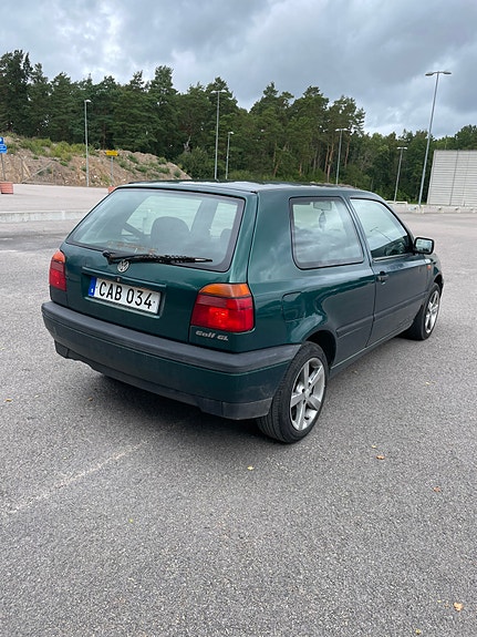 Volkswagen Golf III 3 of 6