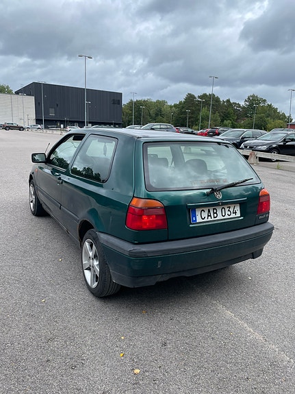 Volkswagen Golf III 4 of 6