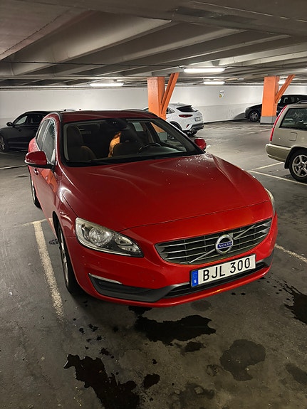 Volvo V60 5 of 7