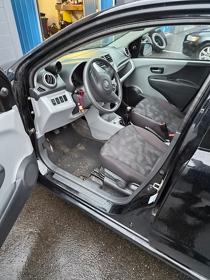 Suzuki Alto 6 of 11