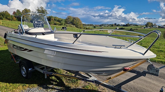 HR442sc med Suzuki 50, trailer för 80 och Trollingrigg 12 of 15