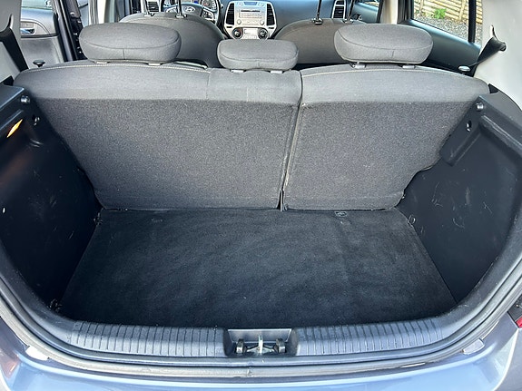 Hyundai i20 5 of 6