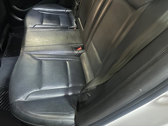 Hyundai i40 9 of 16