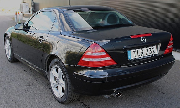 Mercedes-Benz SLK200 6 of 18