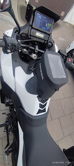 Honda NT 1100A 6 of 12