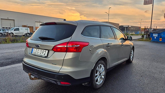 Ford Focus 4 of 9