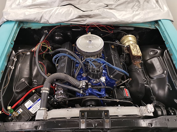 Ford Galaxie 24 of 30