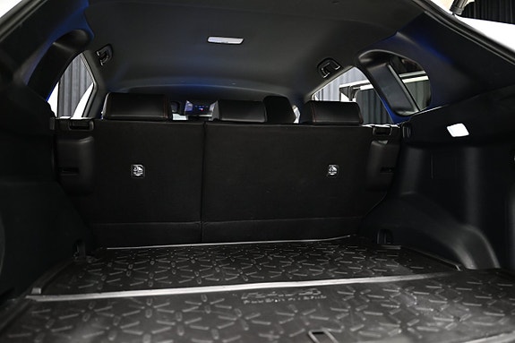 Toyota RAV4 15 of 30
