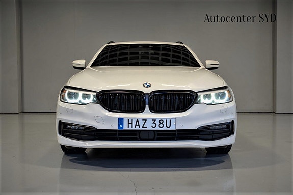 BMW 520d 2 of 27