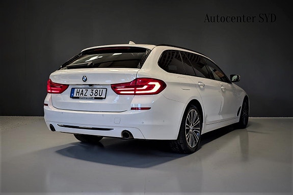 BMW 520d 3 of 27