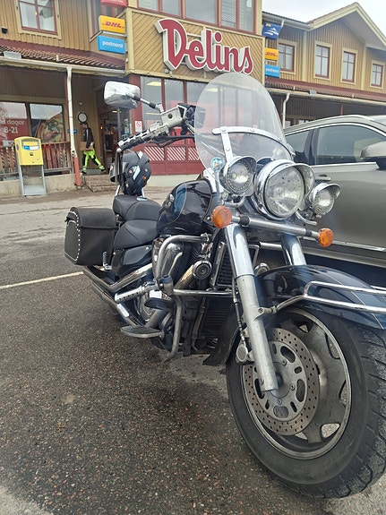 Suzuki VL1500 Intruder 5 of 5
