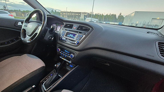 Hyundai i20 9 of 12