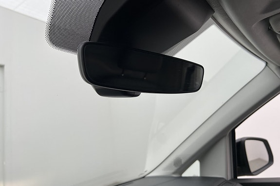 Volkswagen Caddy 26 of 29