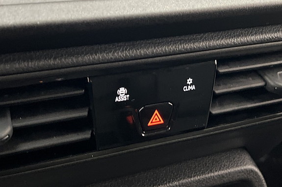 Volkswagen Caddy 24 of 29