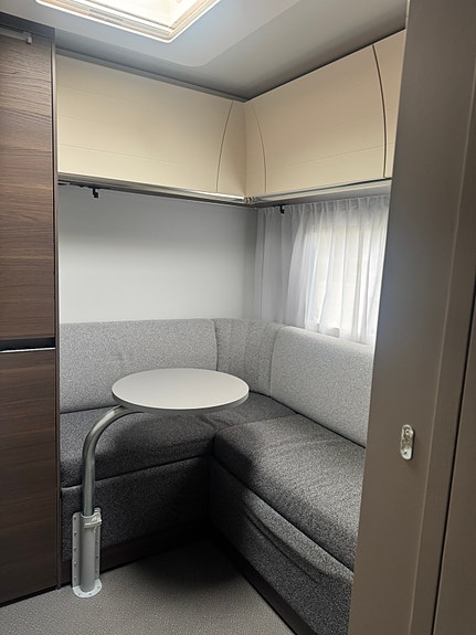 Adria Alpina 763 UK 5 of 7