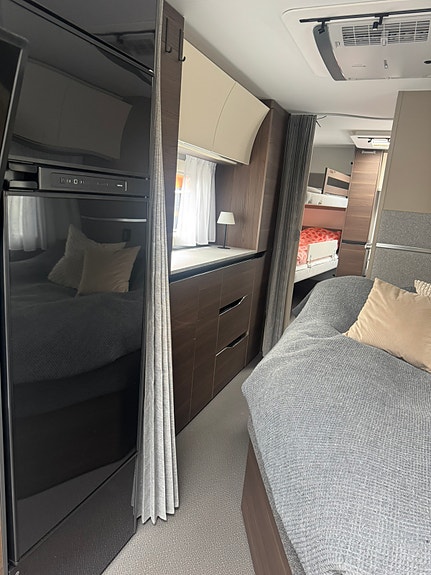 Adria Alpina 763 UK 4 of 7